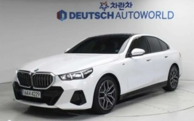 인천개인회생자동차구입 5시리즈 (G60) 520i 매물 사진 19 - 2024/02 53,343km