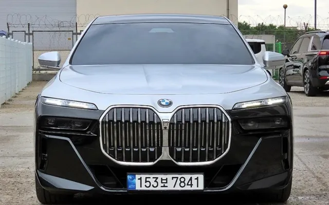 인천개인회생자동차구입 7시리즈 (G70) 740i sDrive M 스포츠 매물 사진 1 - 2023/08 45,993km